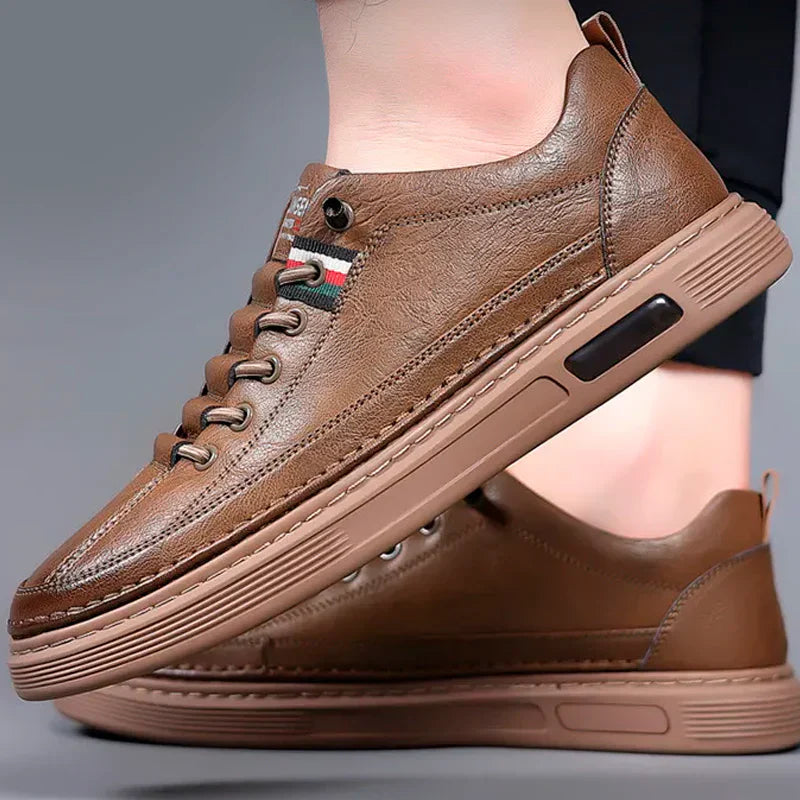 Tênis Casual Italian - de couro Legitimo + Relogio de Brinde