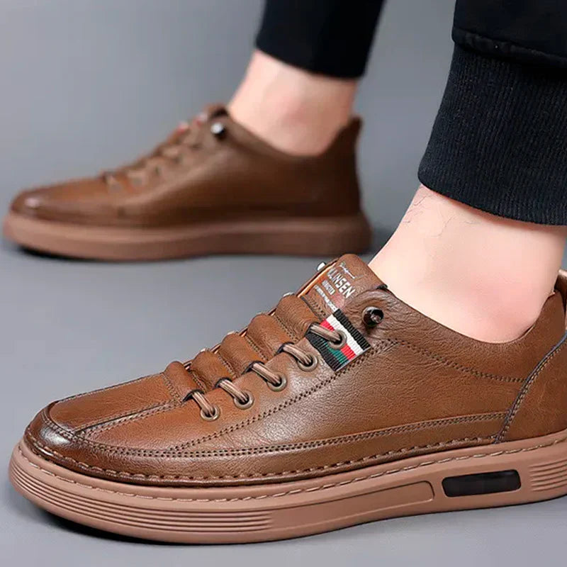 Tênis Casual Italian - de couro Legitimo + Relogio de Brinde