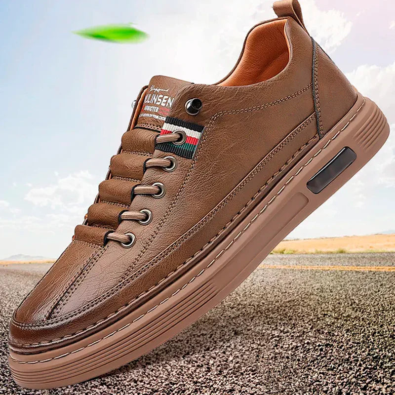 Tênis Casual Italian - de couro Legitimo + Relogio de Brinde